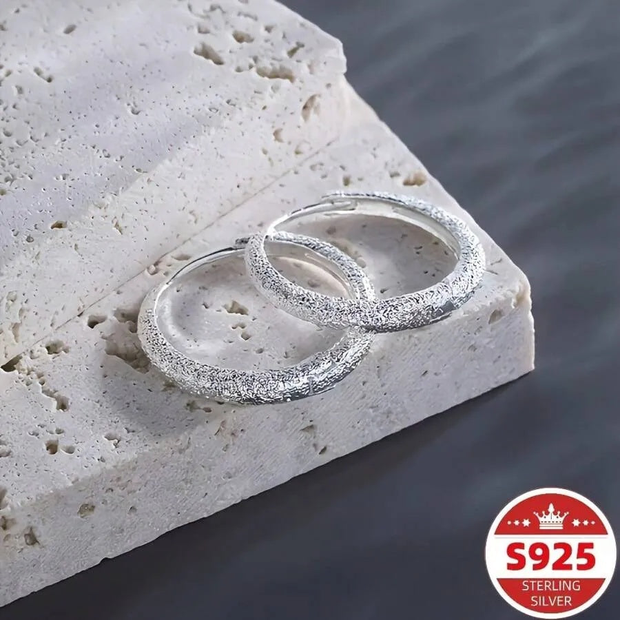 1PAIR(2pcs) "Sparkling Star River Hoop Earrings - Frosted Plated Elegance For Valentine's/Mother's Day - Dazzling Jewelry Gift For Women"