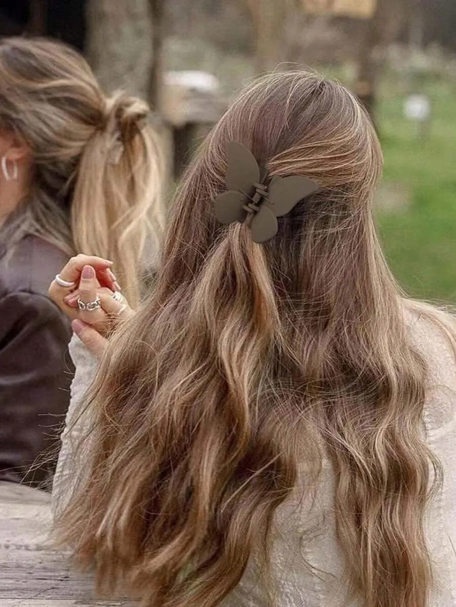 1pc RANDOM COLOR Black/White/Brown Butterfly Shaped Lightweight Plastic Hair Clip, Fashionable And Versatile Cute Minimalist Design Hair Claw Accessory, Suitable For Daily Wear, Party, Commute, Vacation, Face Washing, Showering