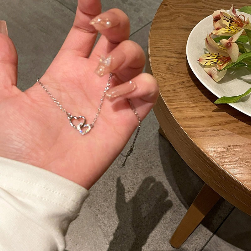 1pc Romantic Linked Hearts Necklace for Women – Sparkling CZ-Inlaid Pendant, Perfect Valentine's Day Gift