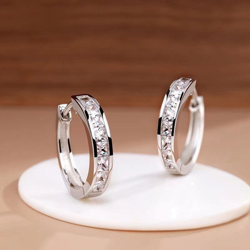 1PAIR Super Flash  Circle Ear Buckle Women's Simple Temperament Circle Earrings Niche Design Sense Cold Wind Ring Ear Jewelry