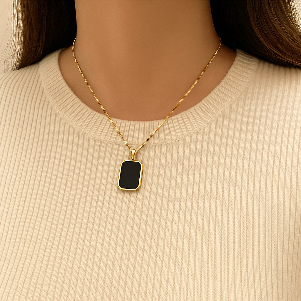 1PC Chic Black Rectangular Brand Clavicle Chain – Women's Internet Celebrity-Favorite Square Pendant Necklace Accessory